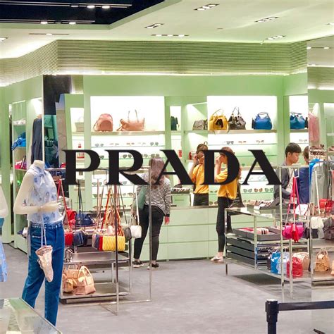 outlet Prada online